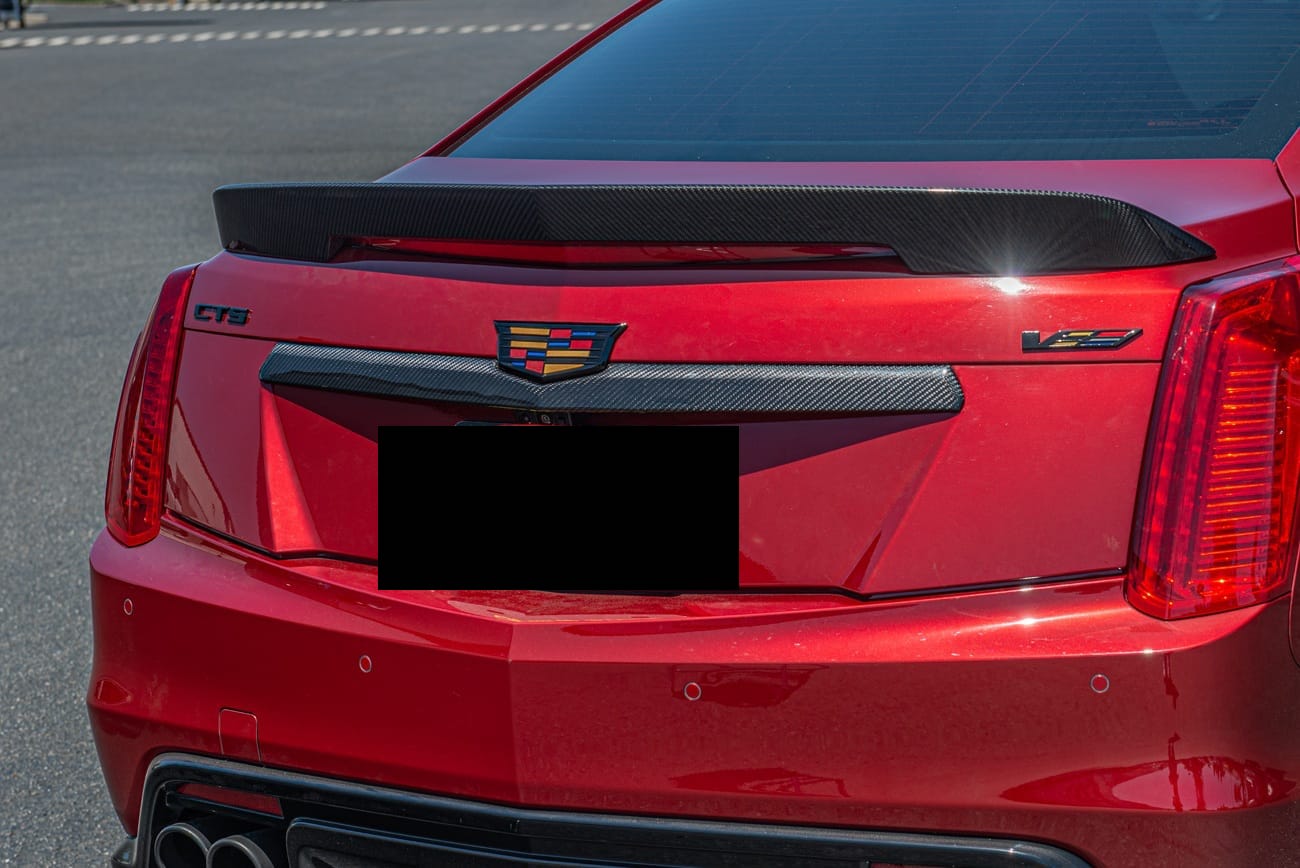 2016-19 CADILLAC CTS-V V3 CARBON FIBER REAR TRUNK DECKLID CENTER APPLIQUE TRUNK INSERT